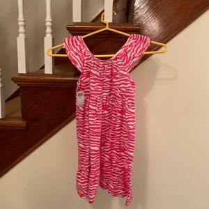 LOT of girls clothes